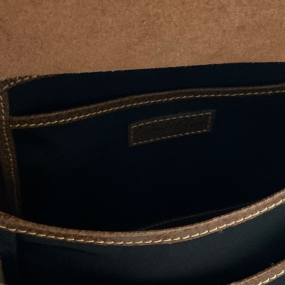 Sold Sold Dooney & Bourke Alto Crossbody Saddle Bag (EUC) - Picture 7 of 10